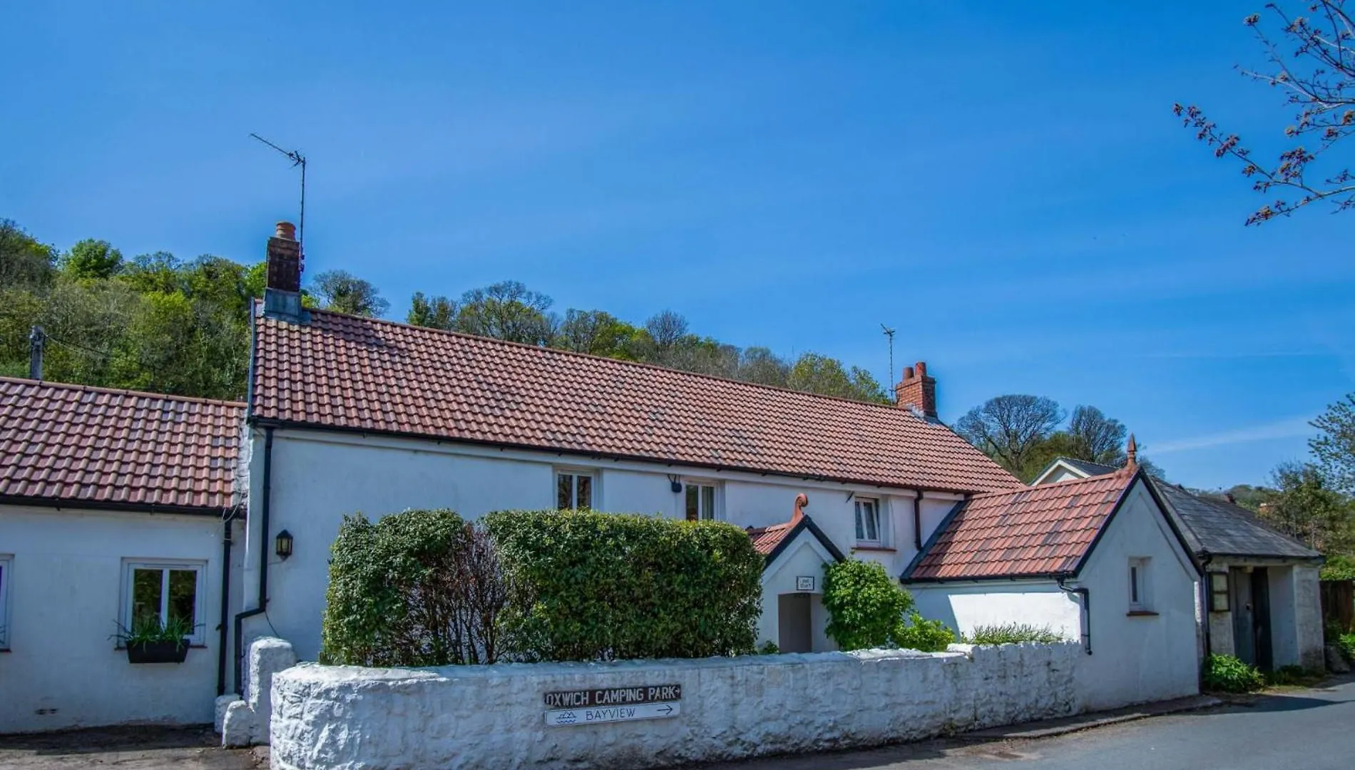 Holiday home Bullcroft - 6 Bedroom House - Oxwich Swansea