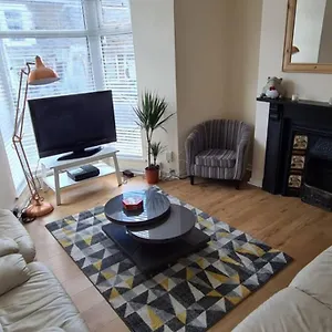 Centre Townhouse Swansea